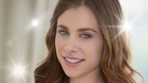 (2025) Anya Olsen Wiki, Biography, Age, Height, Weight, Family, Net Worth