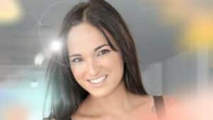 (2026) Claudia Bavel wiki/bio, Age, height, weight