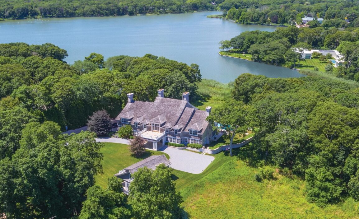 Beyoncé and Jay Z – Pond House, East Hampton, New York