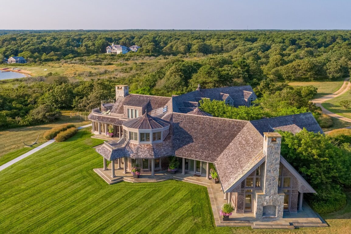Barack and Michelle Obama – Martha’s Vineyard, Massachusetts